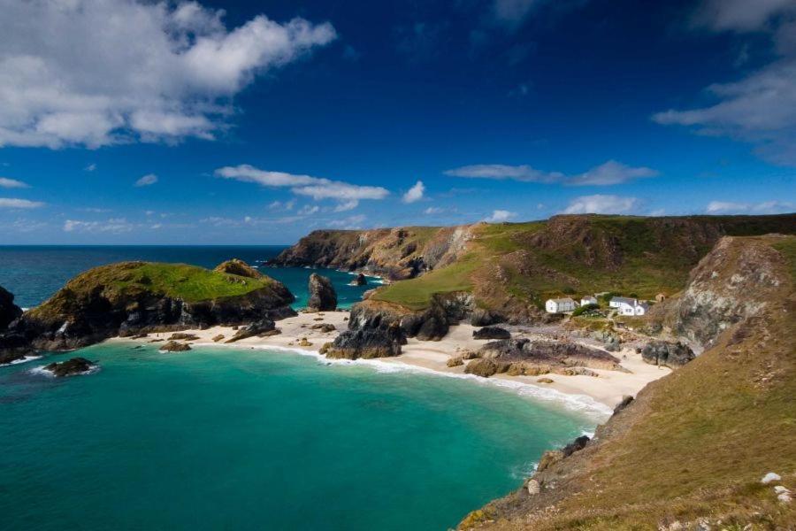Herons Pool Acomodação com café da manhã Coverack Exterior foto